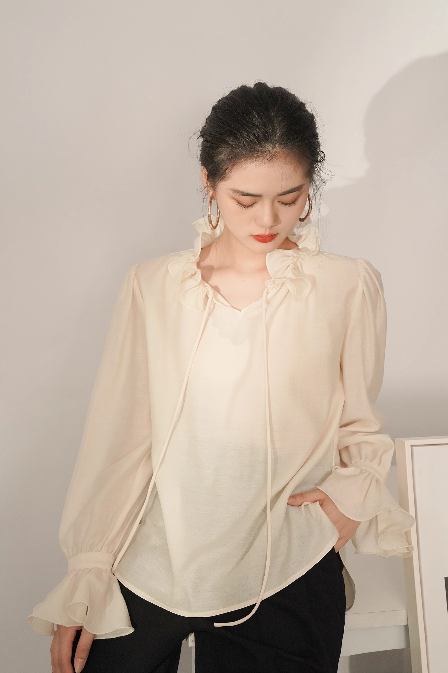 シック スモール トップ 秋 スリーブ 長袖 Tシャツ 個性的 トップス シャツ 袖あり 長袖 襟付き かわいい 大人可愛い 大人 上品 おしゃれ お洒落 大人可愛い 大人女子 こなれ感 キュート シック スモール トップ 秋 スリーブ 長袖 Tシャツ 個性的 トップス シャツ 袖あり 長袖 襟付き かわいい 大人可愛い 大人 上品 おしゃれ お洒落 大人可愛い 大人女子 こなれ感 キュート