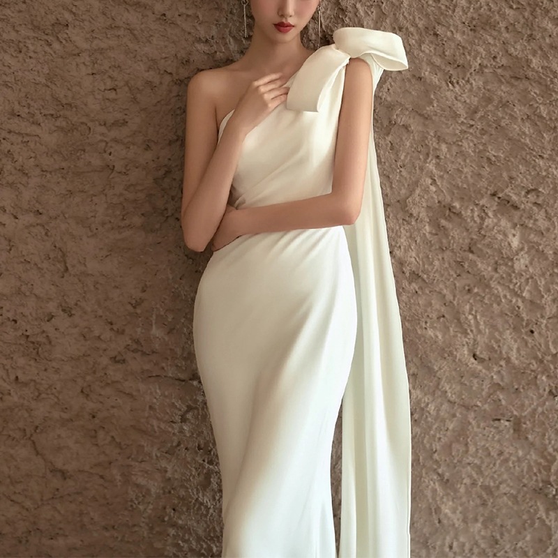 ドレス 衣装 イブニングドレス ロングドレス ワンショルダー 肩リボン フィッシュテール ロング丈 タイト ステージドレス 発表会 かわいい 大人可愛い きれいめ シンプル 上品 おしゃれ