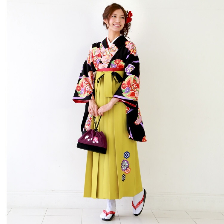 レンタル卒業式 袴 レンタル 女 袴セット 女 東レシルック 卒業式袴セット2尺袖着物&日本製袴 フルセットレンタル 安い 黒地に古典花風車と紫縦縞ハカマ はかま rental レンタル卒業式 袴 レンタル 女 袴セット 女 東レシルック 卒業式袴セット2尺袖着物&日本製袴 フルセットレンタル 安い 黒地に古典花風車と紫縦縞ハカマ はかま rental