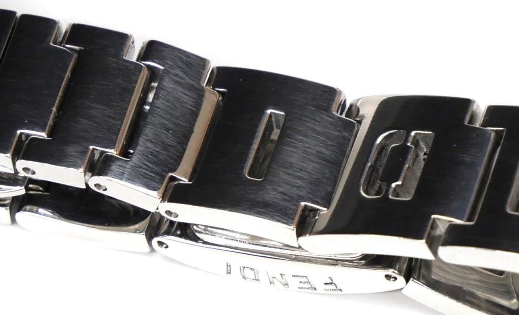 FENDI 腕時計 ｸｵｰﾂ 3150L 黒文字盤 ｽﾃﾝﾚｽｽﾁｰﾙ 【中古】(63474)