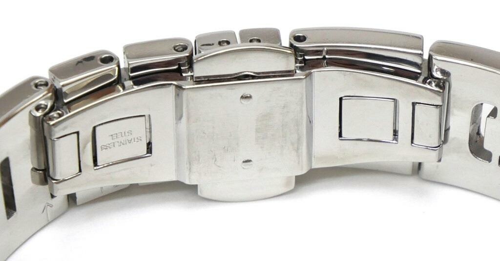 FENDI 腕時計 ｸｵｰﾂ 3150L 黒文字盤 ｽﾃﾝﾚｽｽﾁｰﾙ 【中古】(63474)