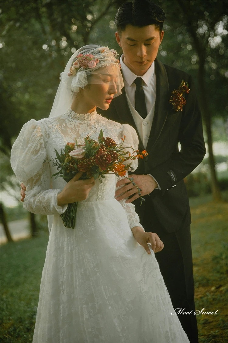 ウェディングドレス ロングドレス スレンダードレス 長袖 レース レトロ調 ビンテージ風 二次会 結婚式 前撮り ブライダル 花嫁 ウエディングドレス 海外挙式 オフホワイト パーティードレス フォト ウェディングドレス ロングドレス スレンダードレス 長袖 レース レトロ調 ビンテージ風 二次会 結婚式 前撮り ブライダル 花嫁 ウエディングドレス 海外挙式 オフホワイト パーティードレス フォト