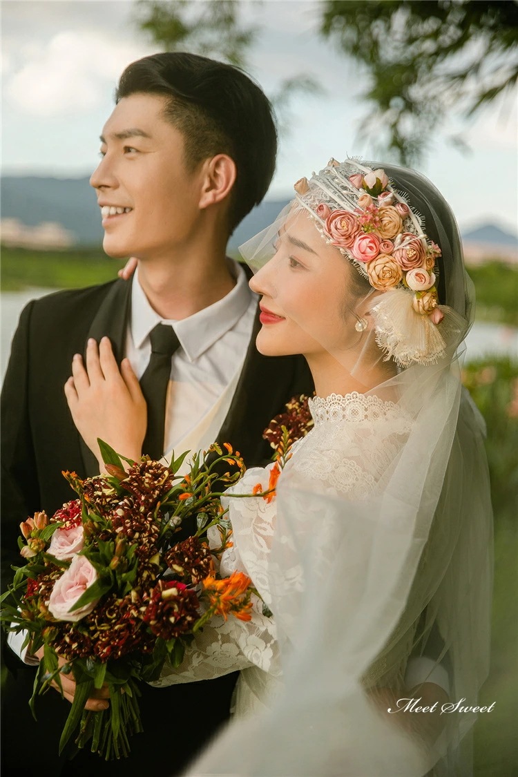 ウェディングドレス ロングドレス スレンダードレス 長袖 レース レトロ調 ビンテージ風 二次会 結婚式 前撮り ブライダル 花嫁 ウエディングドレス 海外挙式 オフホワイト パーティードレス フォト ウェディングドレス ロングドレス スレンダードレス 長袖 レース レトロ調 ビンテージ風 二次会 結婚式 前撮り ブライダル 花嫁 ウエディングドレス 海外挙式 オフホワイト パーティードレス フォト