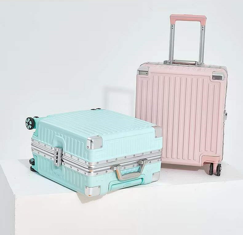 人気商品!再入荷TSAロック搭載超軽量スーツケース韓国おしゃれ静音新型 おしゃれ 静音の複数の色
