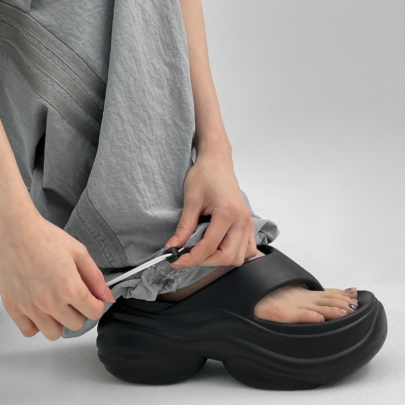 ブラックアップ ドモコ プラットフォーム ビーチサンダル ブラックアップ ドモコ プラットフォーム ビーチサンダル