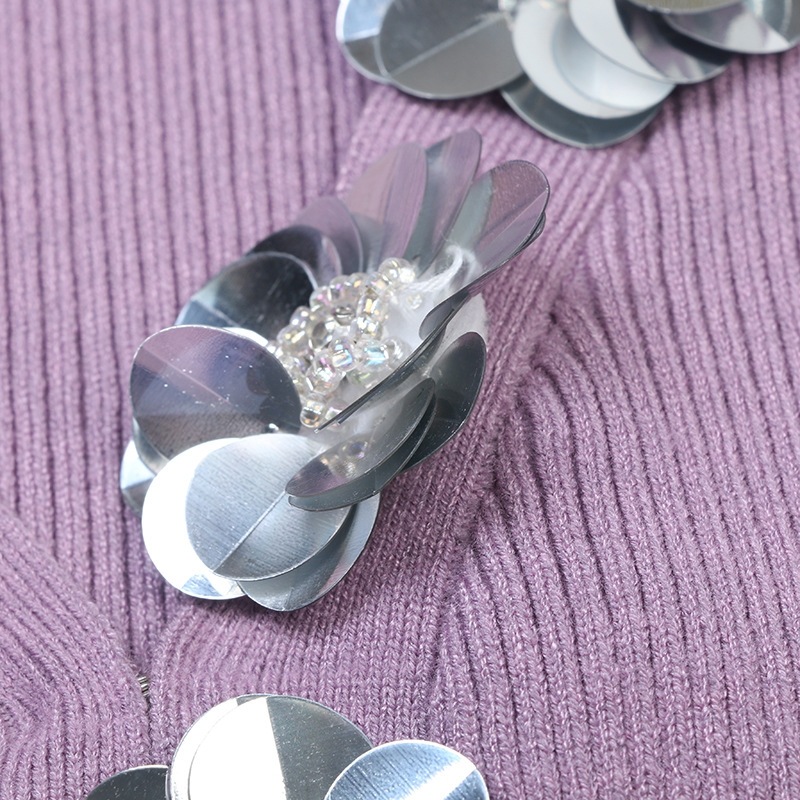 ニットカーディガン 長袖 Vネック ニット スパンコール フラワー ボタン 前開き スリム 細身 韓国 レディース かわいい 可愛い キュート 大人可愛い 大人女子 シンプル きれいめ