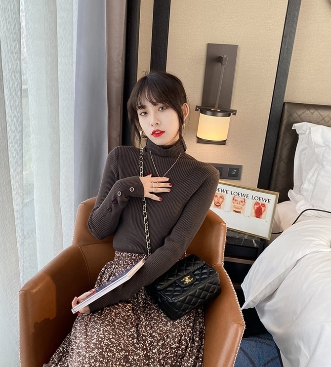 トップス ニットソー プルオーバー インナー ミディアム丈 袖あり 長袖 タートルネック ボタン スリム リブニット 伸縮性 薄手 ベージュ ホワイト ブラック カジュアル 上品 お洒落 個性的 トップス ニットソー プルオーバー インナー ミディアム丈 袖あり 長袖 タートルネック ボタン スリム リブニット 伸縮性 薄手 ベージュ ホワイト ブラック カジュアル 上品 お洒落 個性的