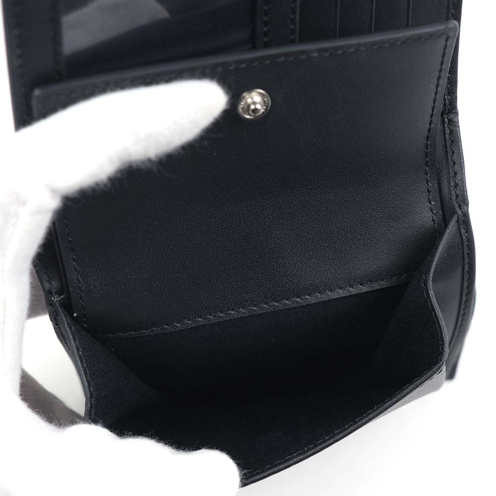 ヴィヴィアンウエストウッド 二つ折り財布 Vivienne Westwood レディース カードケース ウォレットバッグ お財布ポシェット ショルダーバッグ ブラック DEBBIE CARD CASE ヴィヴィアンウエストウッド 二つ折り財布 Vivienne Westwood レディース カードケース ウォレットバッグ お財布ポシェット ショルダーバッグ ブラック DEBBIE CARD CASE