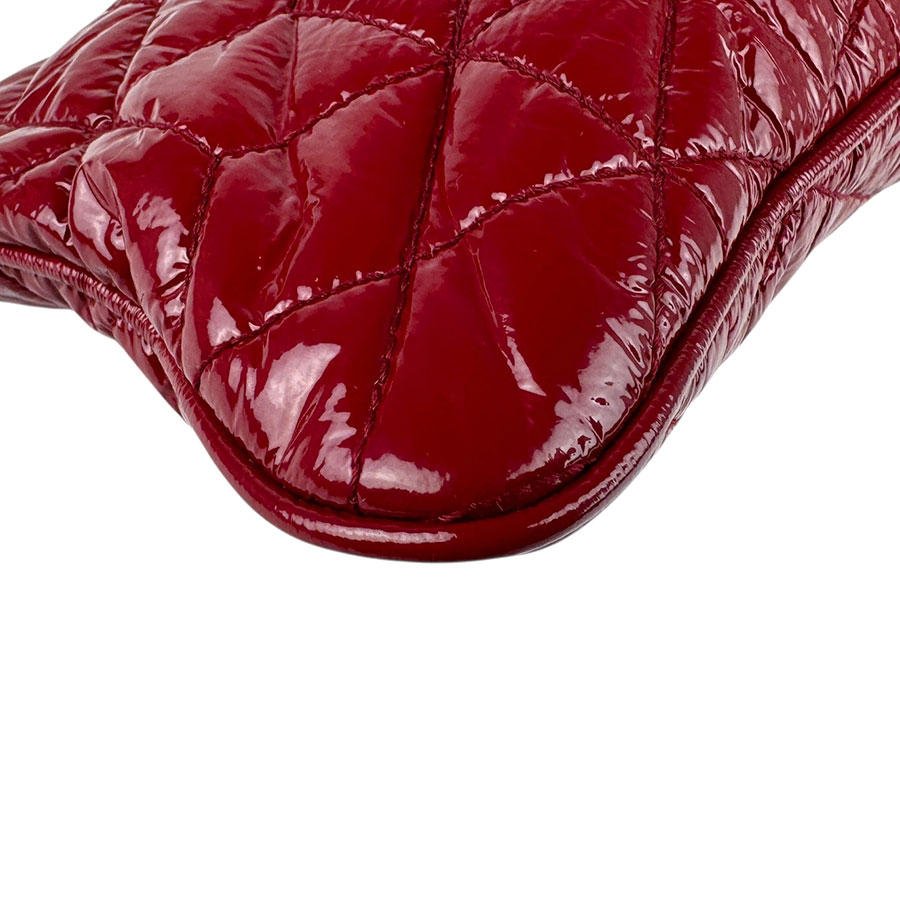 ミュウミュウ MIUMIU クラッチバッグ パテントレザー ダークレッド ゴールド レディース z5402 ミュウミュウ MIUMIU クラッチバッグ パテントレザー ダークレッド ゴールド レディース z5402