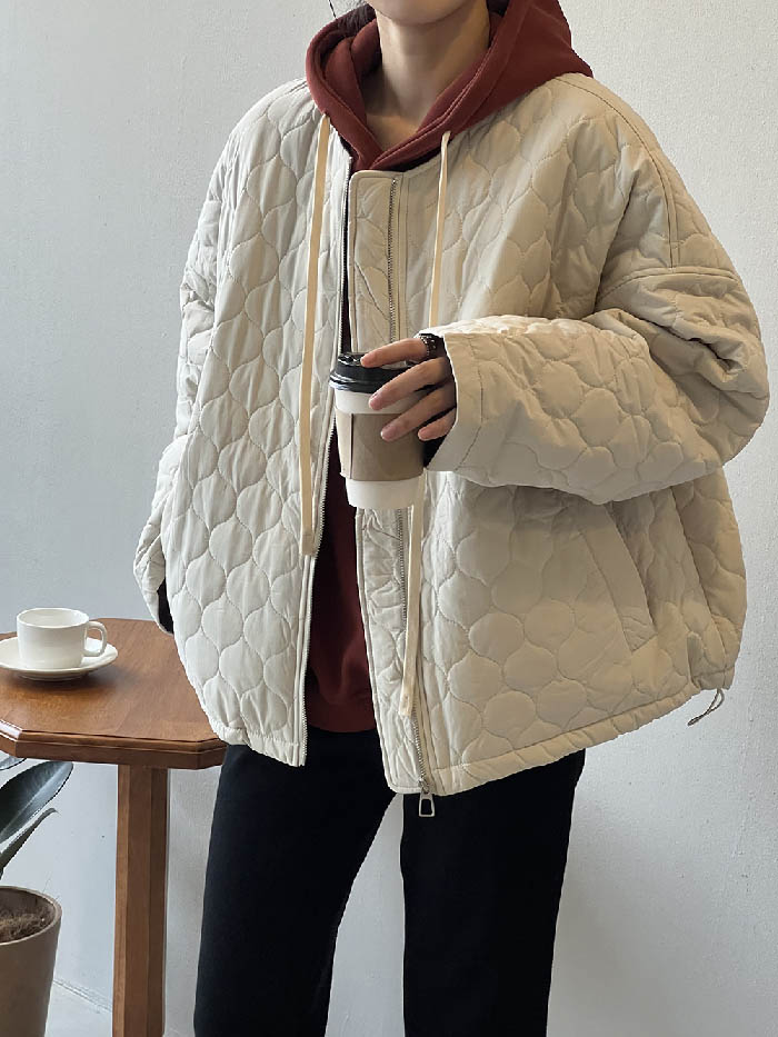 キルティング ジャケット レディース 秋 冬 ノーカラー キルティングジャケット 中綿 軽い 薄手 アウター コート ジャケット ふんわり スッキリ 大きいサイズ 大人 シンプル 着回し 防寒 上品