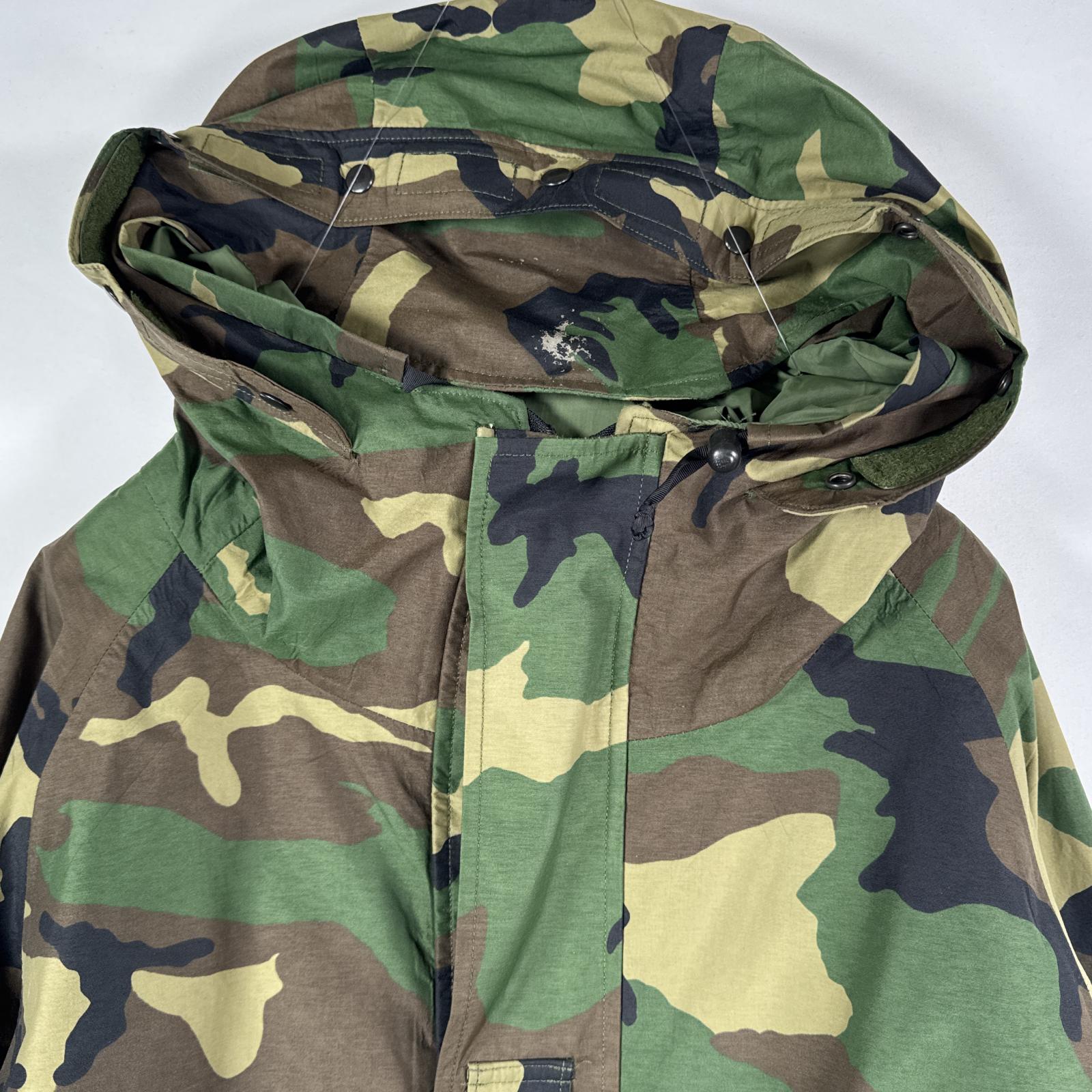 古着 ミリタリージャケット ECWCS GORE-TEX ウッドランド ゴアテックスパーカー 米軍 実物 大きいサイズ 迷彩 カモフラ XL long メンズ