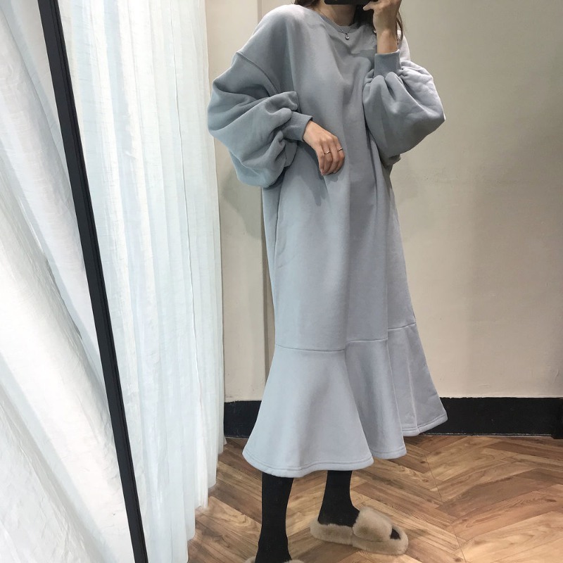 スウェットワンピース ワンピース プルオーバー トレーナー スウェット ロング ロング丈 長袖 ボリューム袖 ドロップショルダー 萌袖 ラウンドネック ストレート ワイド マーメイド 切り替えデザイン スウェットワンピース ワンピース プルオーバー トレーナー スウェット ロング ロング丈 長袖 ボリューム袖 ドロップショルダー 萌袖 ラウンドネック ストレート ワイド マーメイド 切り替えデザイン