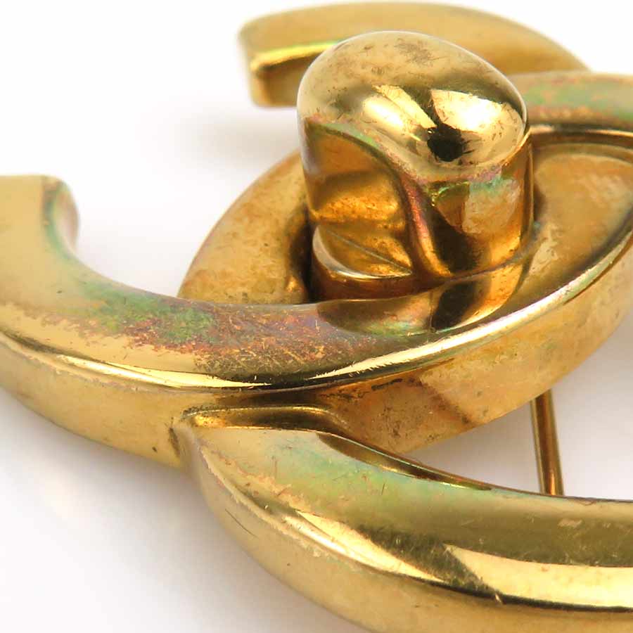 シャネル CHANEL ブローチ ココマーク メタル ゴールド レディース e60841i シャネル CHANEL ブローチ ココマーク メタル ゴールド レディース e60841i