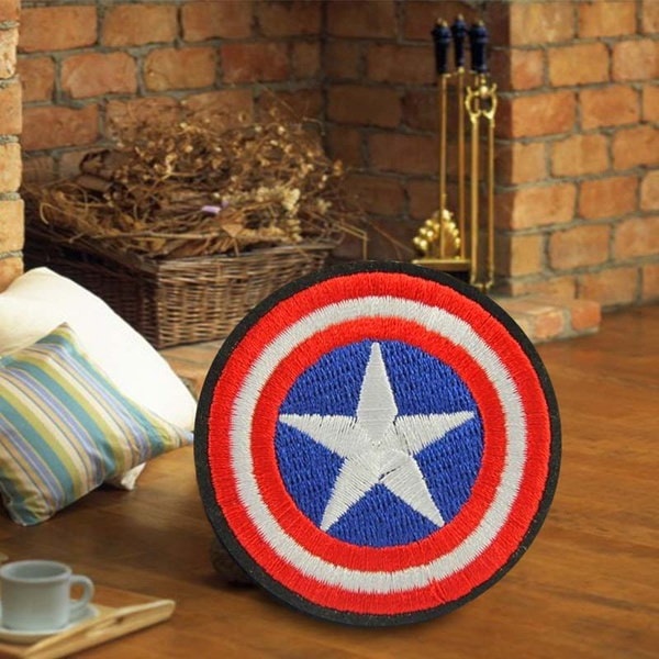 2 PCSファッションキャプテンアメリカそれに衣類のパッチワークのパッチワークのパッチに刺繍の鉄 2 PCSファッションキャプテンアメリカそれに衣類のパッチワークのパッチワークのパッチに刺繍の鉄