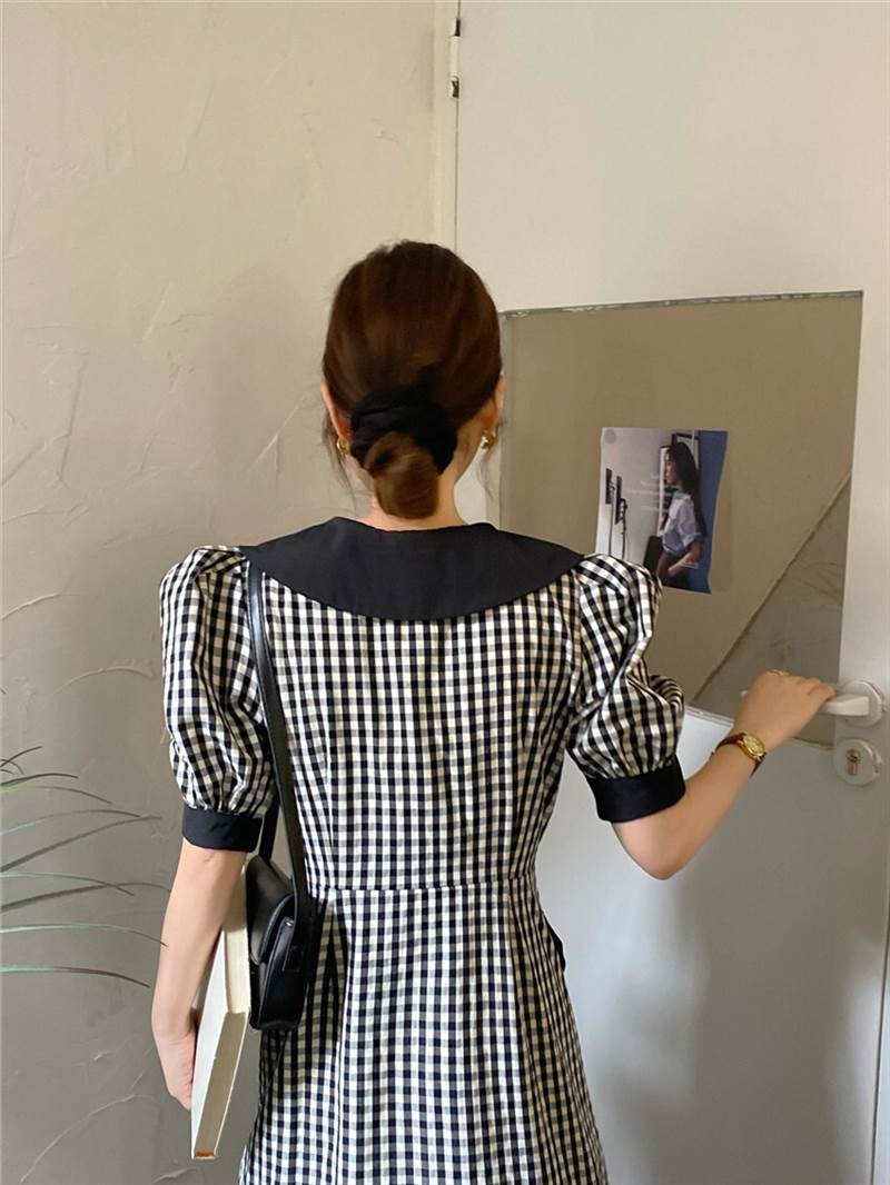 2色 ワンピース ビックカラー ラージカラー ブラック イエロー ミモレ丈 リボン ギンガムチェック パフスリーブ レトロ 可愛い 個性的 フレア ワンピース ドレス 襟付き 半袖 ガーリー 華やか