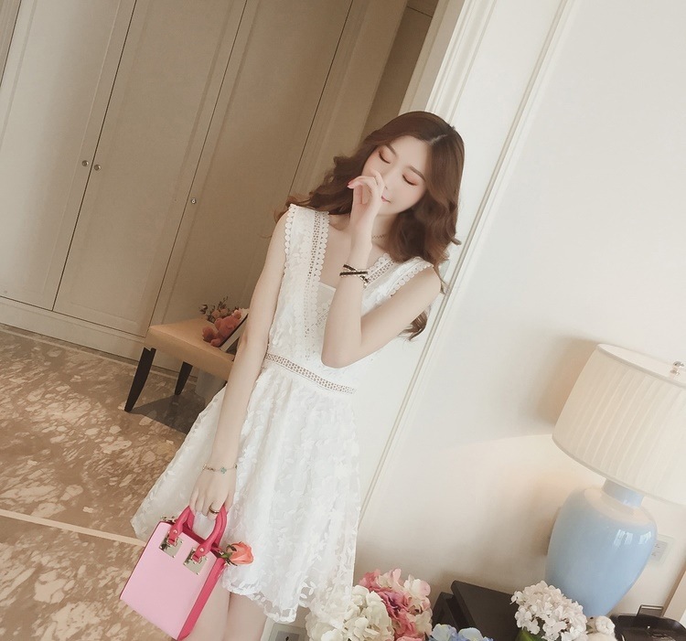 1626.ノースリーブ花柄レースワンピース(ホワイト)2019 春夏 sale パーティー 女子会 結婚式 お呼ばれ レストラン 演奏会 1626.ノースリーブ花柄レースワンピース(ホワイト)2019 春夏 sale パーティー 女子会 結婚式 お呼ばれ レストラン 演奏会