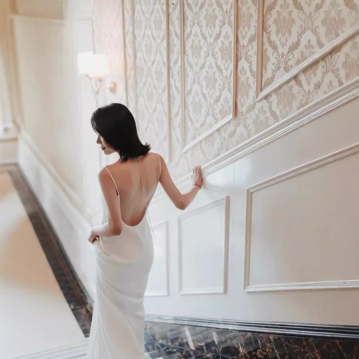 欧米のセクシーな新婦のガーターは大きいです 欧米のセクシーな新婦のガーターは大きいです