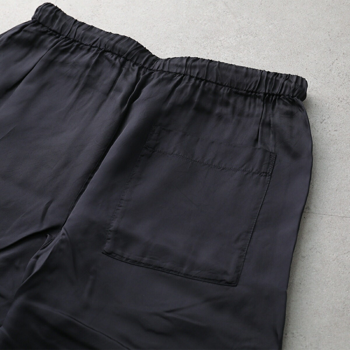 DRIES VAN NOTEN ドリスヴァンノッテン ハーフパンツ PIPERI ピペリ 020931 1427 メンズ ショーツ ショートパンツ レーヨン 509/NAV 【mega】 DRIES VAN NOTEN ドリスヴァンノッテン ハーフパンツ PIPERI ピペリ 020931 1427 メンズ ショーツ ショートパンツ レーヨン 509/NAV 【mega】