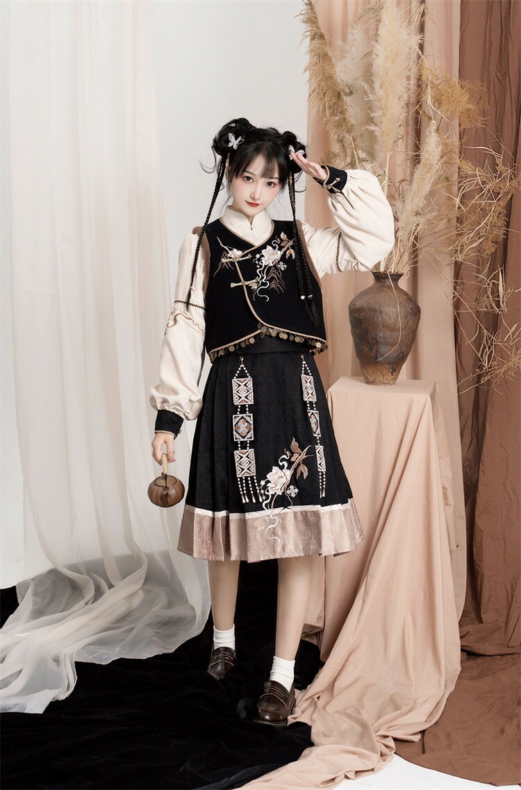 ロリータ レディース 4点セット ブラウス ベスト スカート バッグ 立ち襟 中華風 中華娘 刺しゅう かわいい ロリータ レディース 4点セット ブラウス ベスト スカート バッグ 立ち襟 中華風 中華娘 刺しゅう かわいい