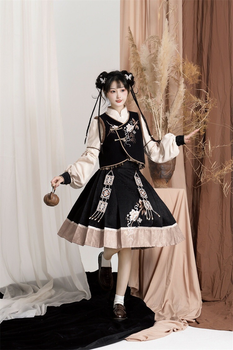 ロリータ レディース 4点セット ブラウス ベスト スカート バッグ 立ち襟 中華風 中華娘 刺しゅう かわいい ロリータ レディース 4点セット ブラウス ベスト スカート バッグ 立ち襟 中華風 中華娘 刺しゅう かわいい