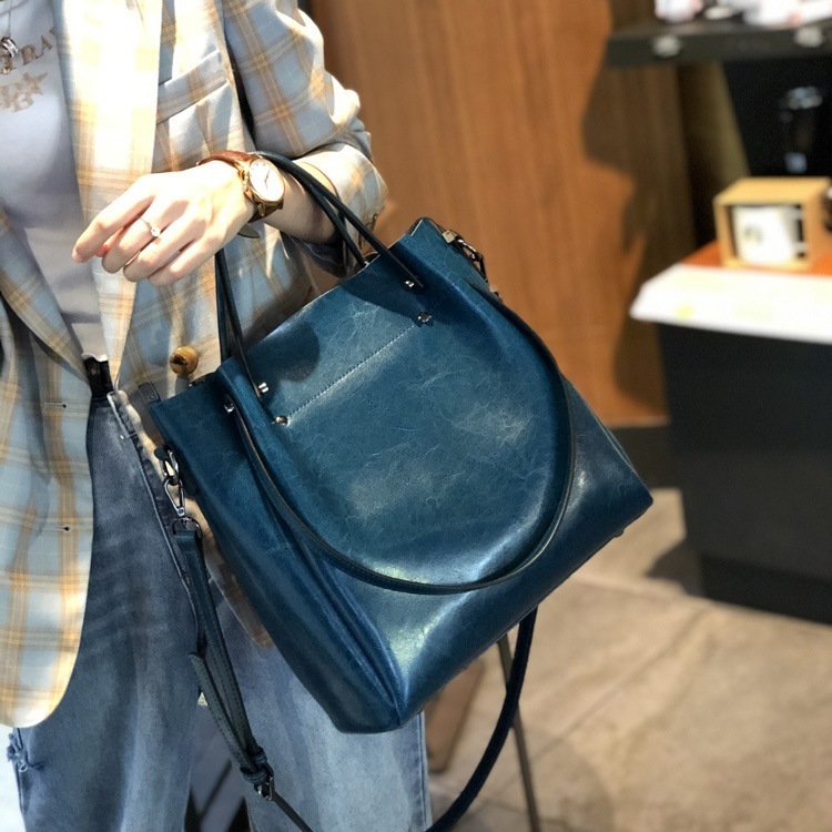 ショルダーバッグ 斜めがけ 本革 韓国 トートバッグ バッグ レディース トートバッグ 大容量 2way ショルダーバッグ 通勤 バッグ バック カバン 旅行バッグ 韓国ファッション ハンドバッグ ショルダーバッグ 斜めがけ 本革 韓国 トートバッグ バッグ レディース トートバッグ 大容量 2way ショルダーバッグ 通勤 バッグ バック カバン 旅行バッグ 韓国ファッション ハンドバッグ