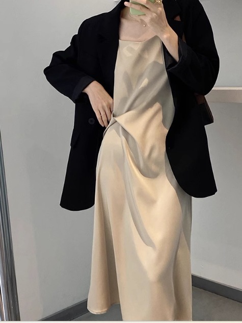 レディース ワンピース プルオーバー ドレス キャミワンピース ロング 袖なし ノースリーブ Vネック スリム 細身 ウエストマーク ハイウエスト サテン 大人可愛い きれいめ シンプル 上品 レディース ワンピース プルオーバー ドレス キャミワンピース ロング 袖なし ノースリーブ Vネック スリム 細身 ウエストマーク ハイウエスト サテン 大人可愛い きれいめ シンプル 上品