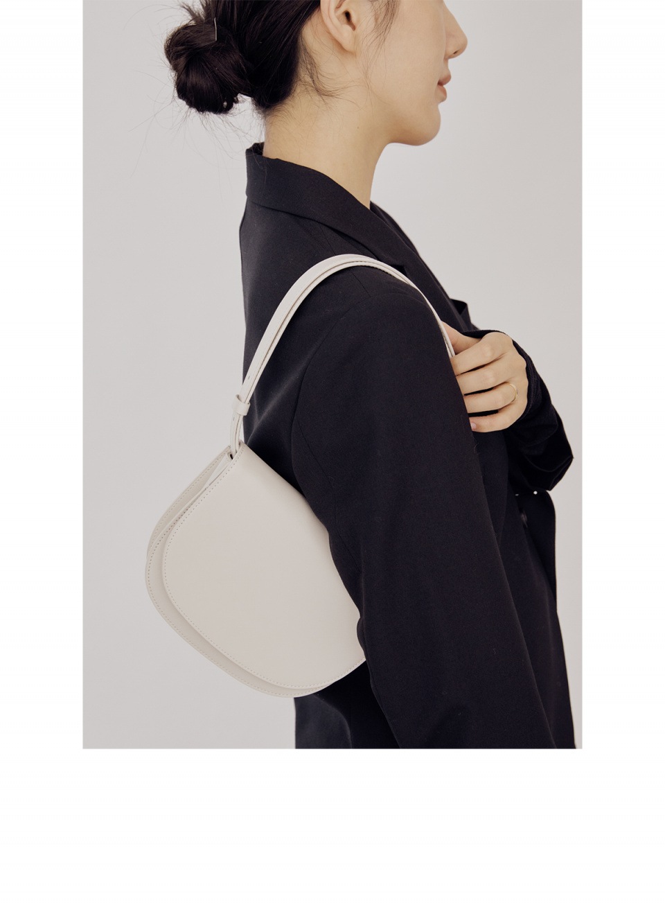 ELBATEGEV]韓国の人気elba mini bag - Pale Stone