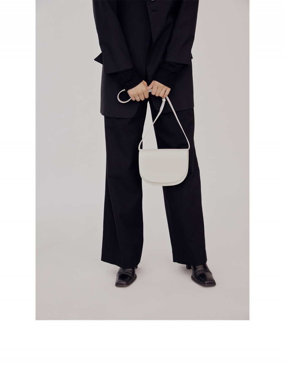 ELBATEGEV]韓国の人気elba mini bag - Pale Stone