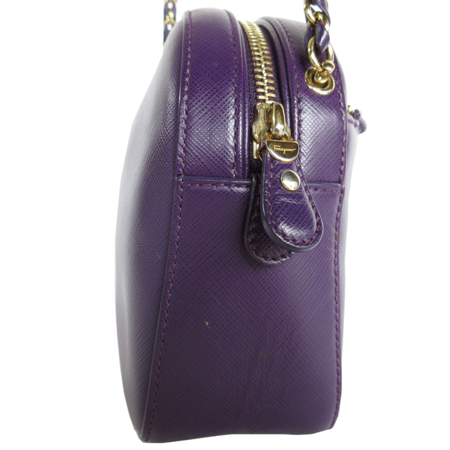 希少デザイン！ サルヴァトーレ フェラガモ チェーン ショルダーバッグ