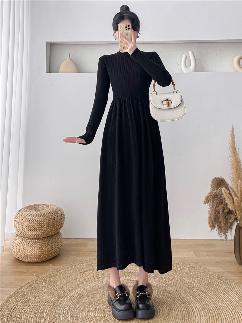 ヘップバーン風黒長袖ニットワンピース子供春冬新作ハーフハイネックウエスト細ボトムロングスカート ヘップバーン風黒長袖ニットワンピース子供春冬新作ハーフハイネックウエスト細ボトムロングスカート