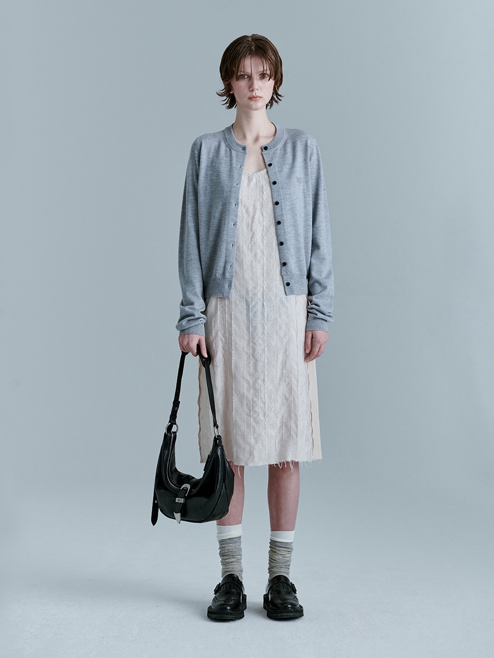 【MARGESHERWOOD】 BELTED HOBO MEDIUM : BLACK GLOSSY PLAIN