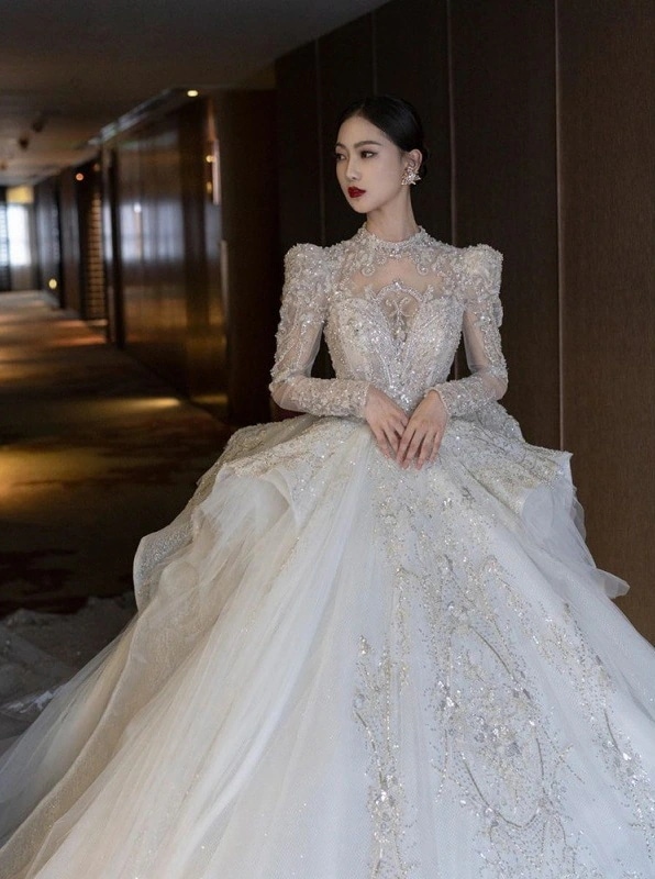 (最安値保証) 今買いたいが特売！ロングドレス ベアトップ 花嫁ドレス パーティードレス ウェディングドレス ロングワンピース 発表会 演奏会 ロングドレス パーティードレス ドレス 結婚式 サテン生