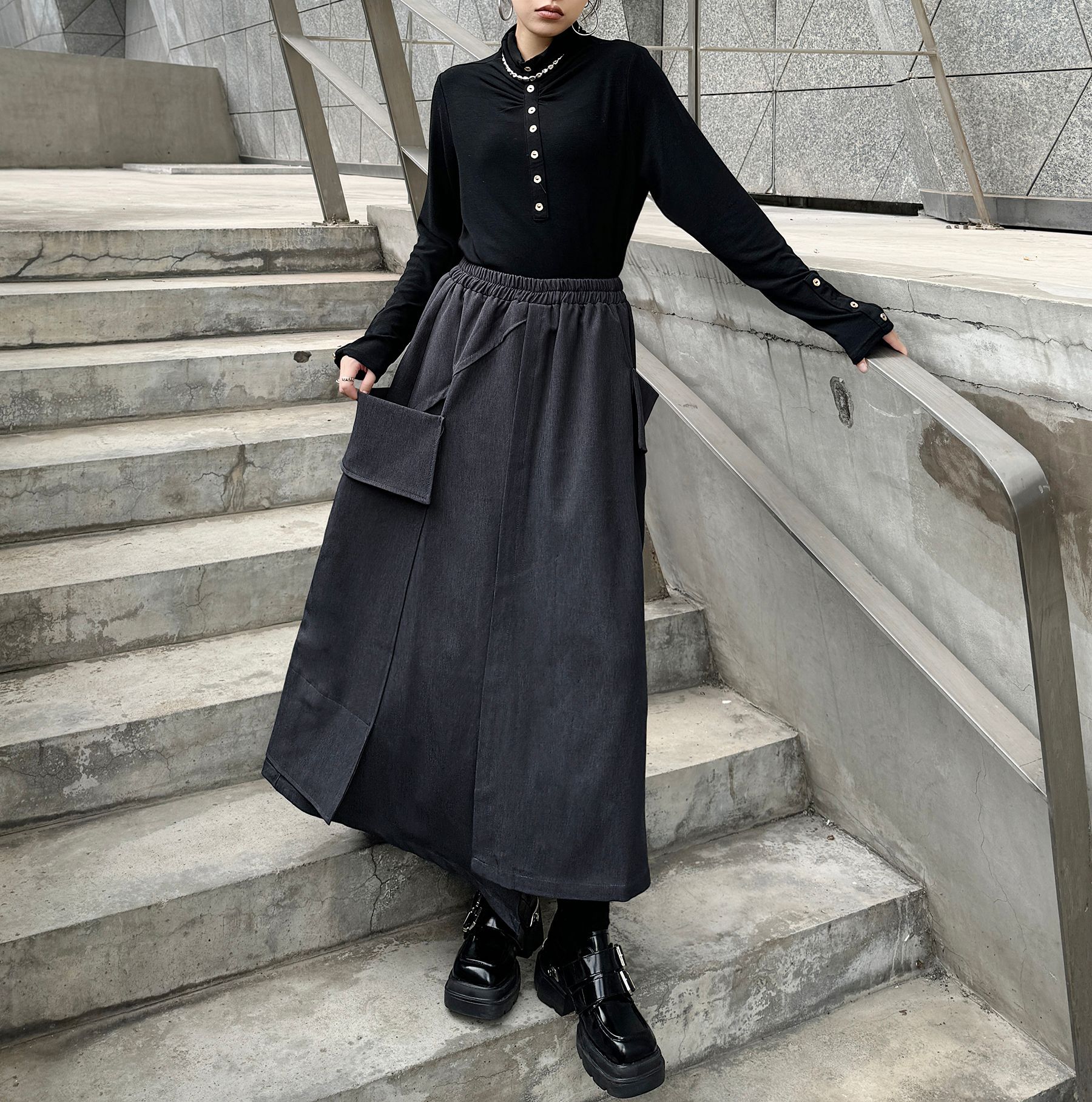 【J.Fashion】 Aラインスカート おしゃれ 大きいポケット 個性的なデザイン ハイウエスト ゴム レディース ロングスカート メガ割