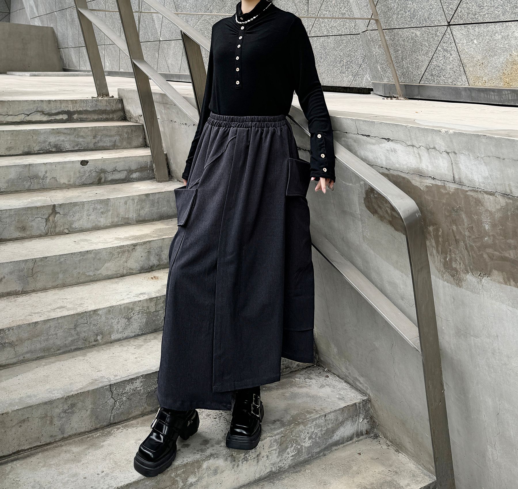 【J.Fashion】 Aラインスカート おしゃれ 大きいポケット 個性的なデザイン ハイウエスト ゴム レディース ロングスカート メガ割