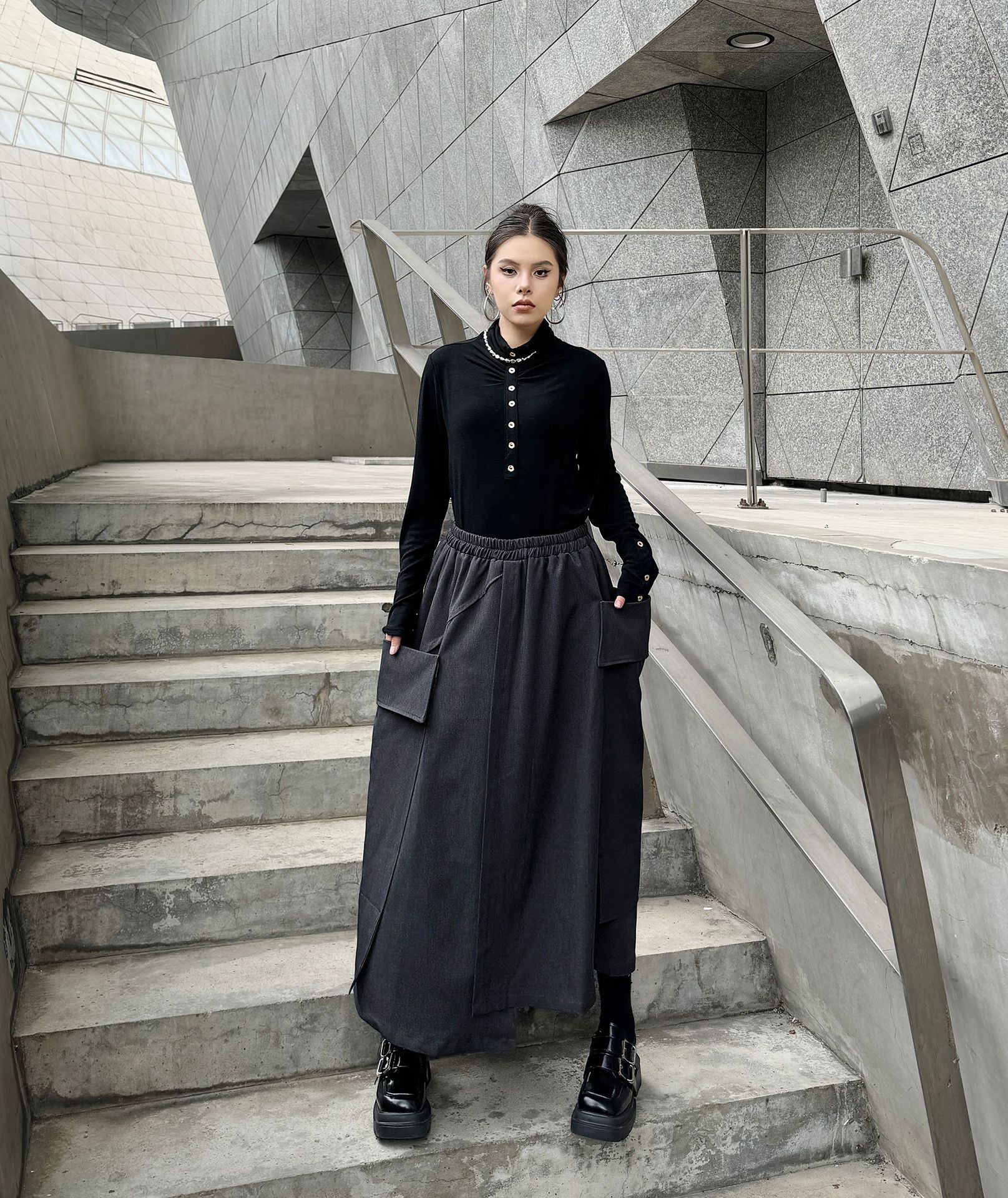 【J.Fashion】 Aラインスカート おしゃれ 大きいポケット 個性的なデザイン ハイウエスト ゴム レディース ロングスカート メガ割