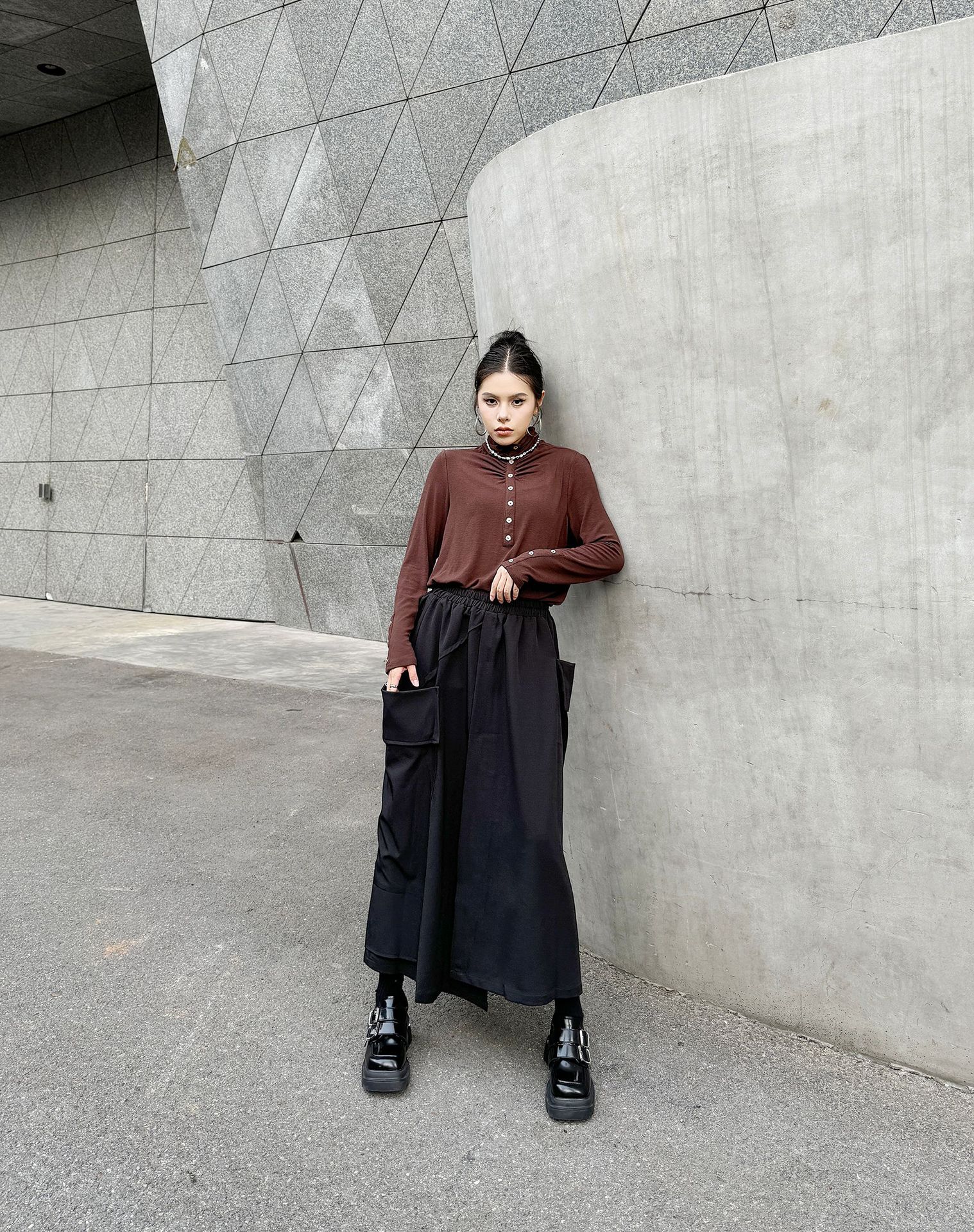 【J.Fashion】 Aラインスカート おしゃれ 大きいポケット 個性的なデザイン ハイウエスト ゴム レディース ロングスカート メガ割