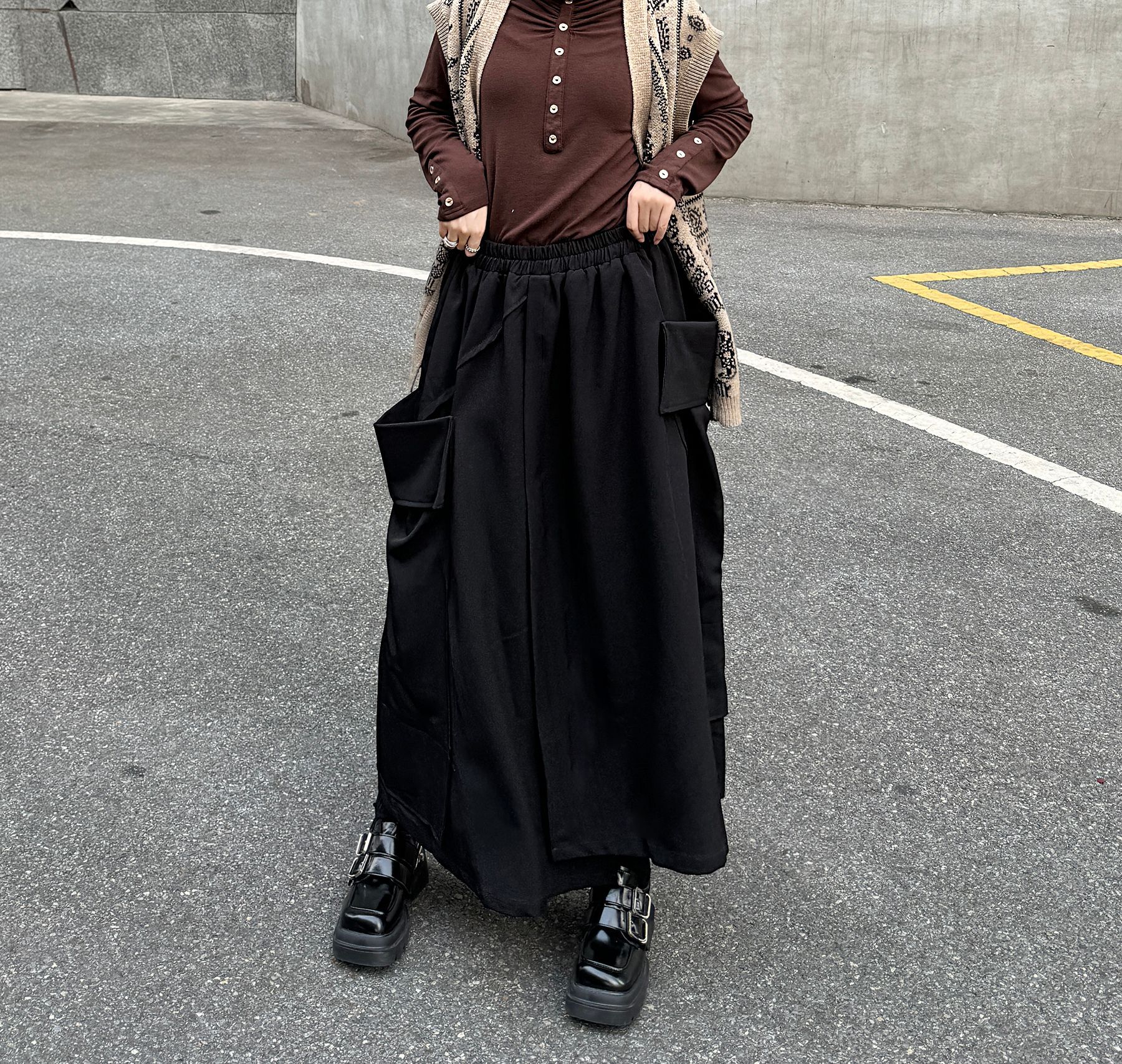【J.Fashion】 Aラインスカート おしゃれ 大きいポケット 個性的なデザイン ハイウエスト ゴム レディース ロングスカート メガ割