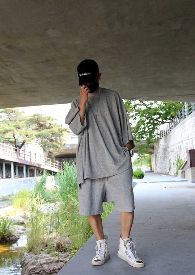 【BTS ジョングク着用】特典付き/ Lettering Towel Box Tee 半袖Tシャツ