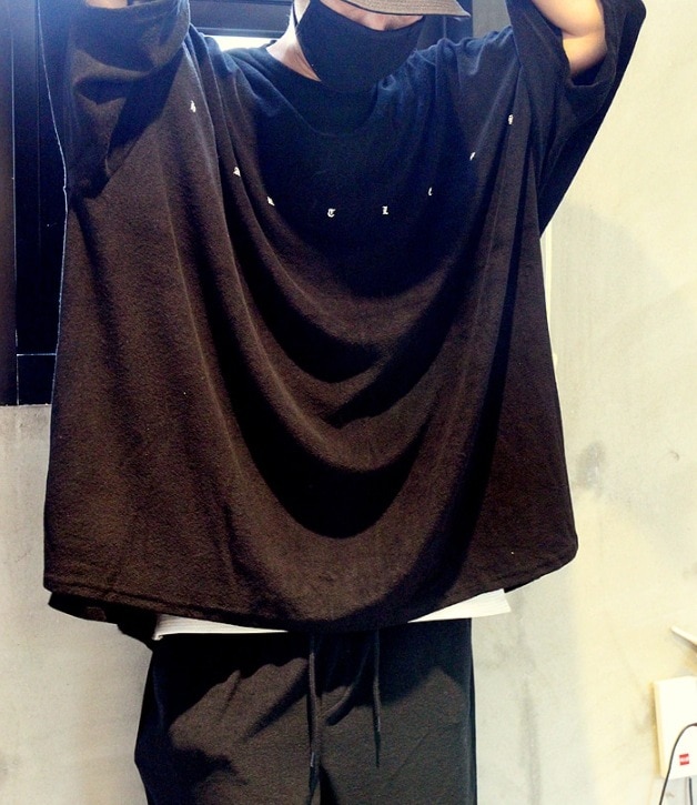 【BTS ジョングク着用】特典付き/ Lettering Towel Box Tee 半袖Tシャツ