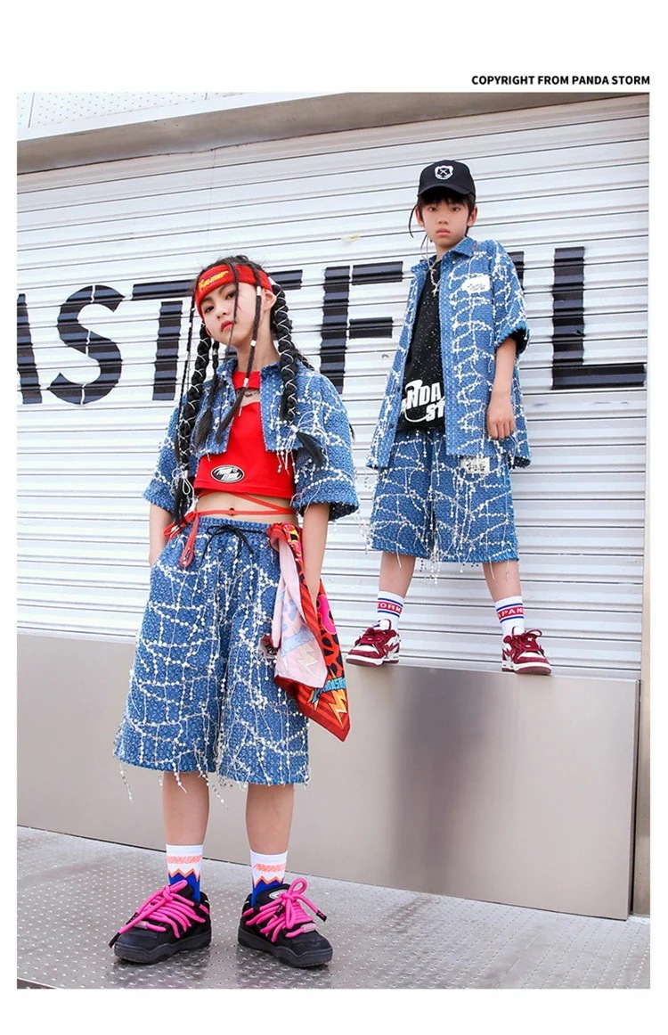 【急速出荷!】デニム スパンコール ダンス衣装 キッズ ジャズ 女の子 へそ出し 白 赤 タンクトップ 男の子 キラキラ 黒 ホワイト Tシャツ 短パン 子供服 ヒップホップ 応援団 団体服 ジュニア