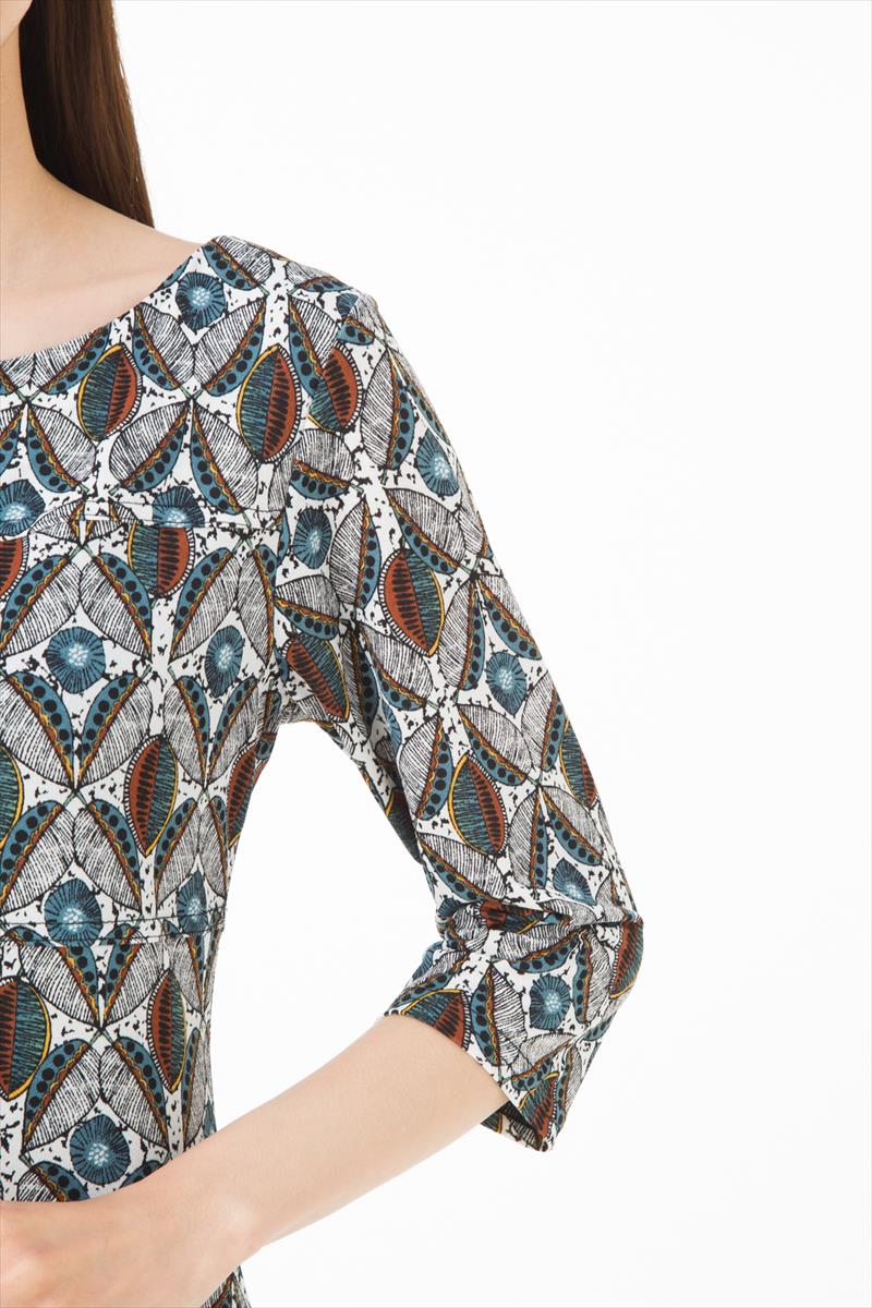 ファス(FAS)ワンピース T2 T3 T4サイズ 大人ワンピース レディース 7分袖 Uネック 膝丈 ワンピース 上品 大きいサイズ Fille A Suivre ファス(FAS)ワンピース T2 T3 T4サイズ 大人ワンピース レディース 7分袖 Uネック 膝丈 ワンピース 上品 大きいサイズ Fille A Suivre