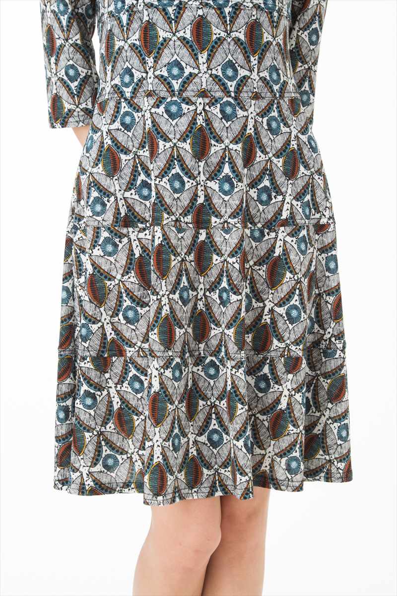 ファス(FAS)ワンピース T2 T3 T4サイズ 大人ワンピース レディース 7分袖 Uネック 膝丈 ワンピース 上品 大きいサイズ Fille A Suivre ファス(FAS)ワンピース T2 T3 T4サイズ 大人ワンピース レディース 7分袖 Uネック 膝丈 ワンピース 上品 大きいサイズ Fille A Suivre