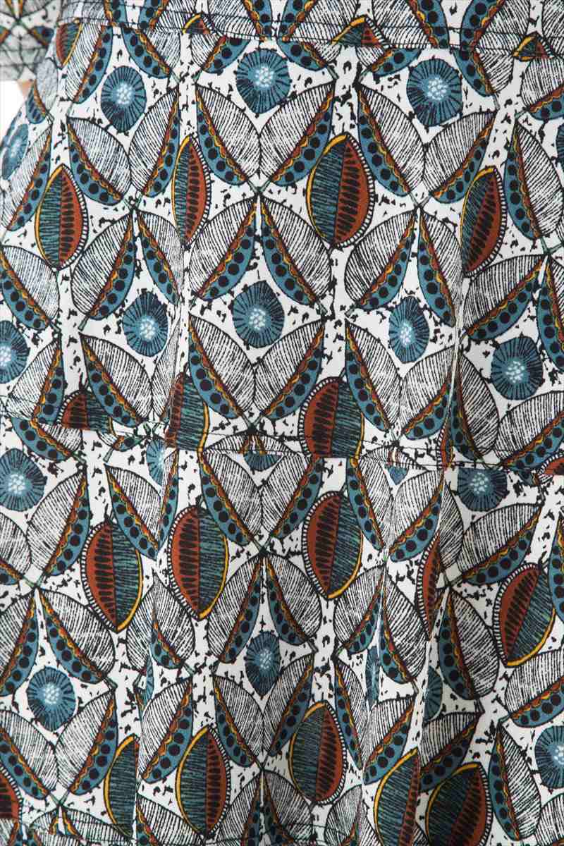 ファス(FAS)ワンピース T2 T3 T4サイズ 大人ワンピース レディース 7分袖 Uネック 膝丈 ワンピース 上品 大きいサイズ Fille A Suivre ファス(FAS)ワンピース T2 T3 T4サイズ 大人ワンピース レディース 7分袖 Uネック 膝丈 ワンピース 上品 大きいサイズ Fille A Suivre