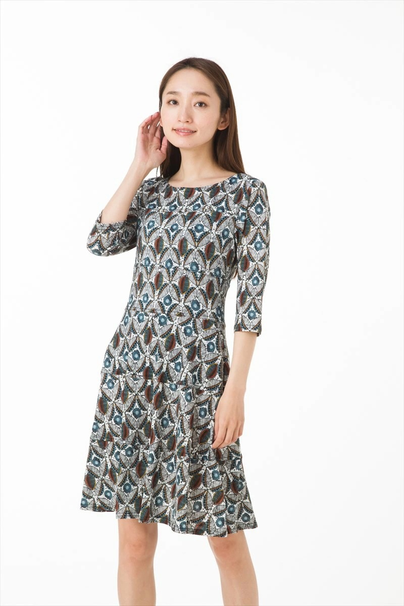 ファス(FAS)ワンピース T2 T3 T4サイズ 大人ワンピース レディース 7分袖 Uネック 膝丈 ワンピース 上品 大きいサイズ Fille A Suivre ファス(FAS)ワンピース T2 T3 T4サイズ 大人ワンピース レディース 7分袖 Uネック 膝丈 ワンピース 上品 大きいサイズ Fille A Suivre