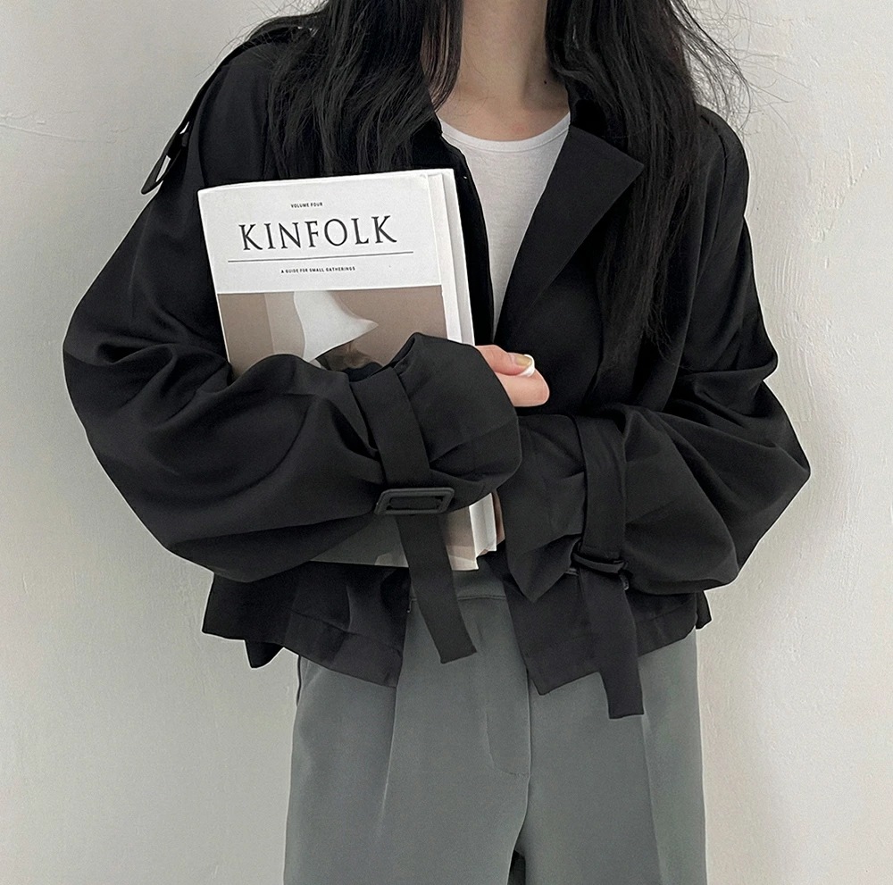 クロップドトレンチコートp288250 レディース 【jk】トレンチコート 長袖 ショート丈 クロップド丈 単色 無地 シンプル ベーシック 襟 えり Vネック ボタン ぼたん フラップ 秋 冬 春 クロップドトレンチコートp288250 レディース 【jk】トレンチコート 長袖 ショート丈 クロップド丈 単色 無地 シンプル ベーシック 襟 えり Vネック ボタン ぼたん フラップ 秋 冬 春