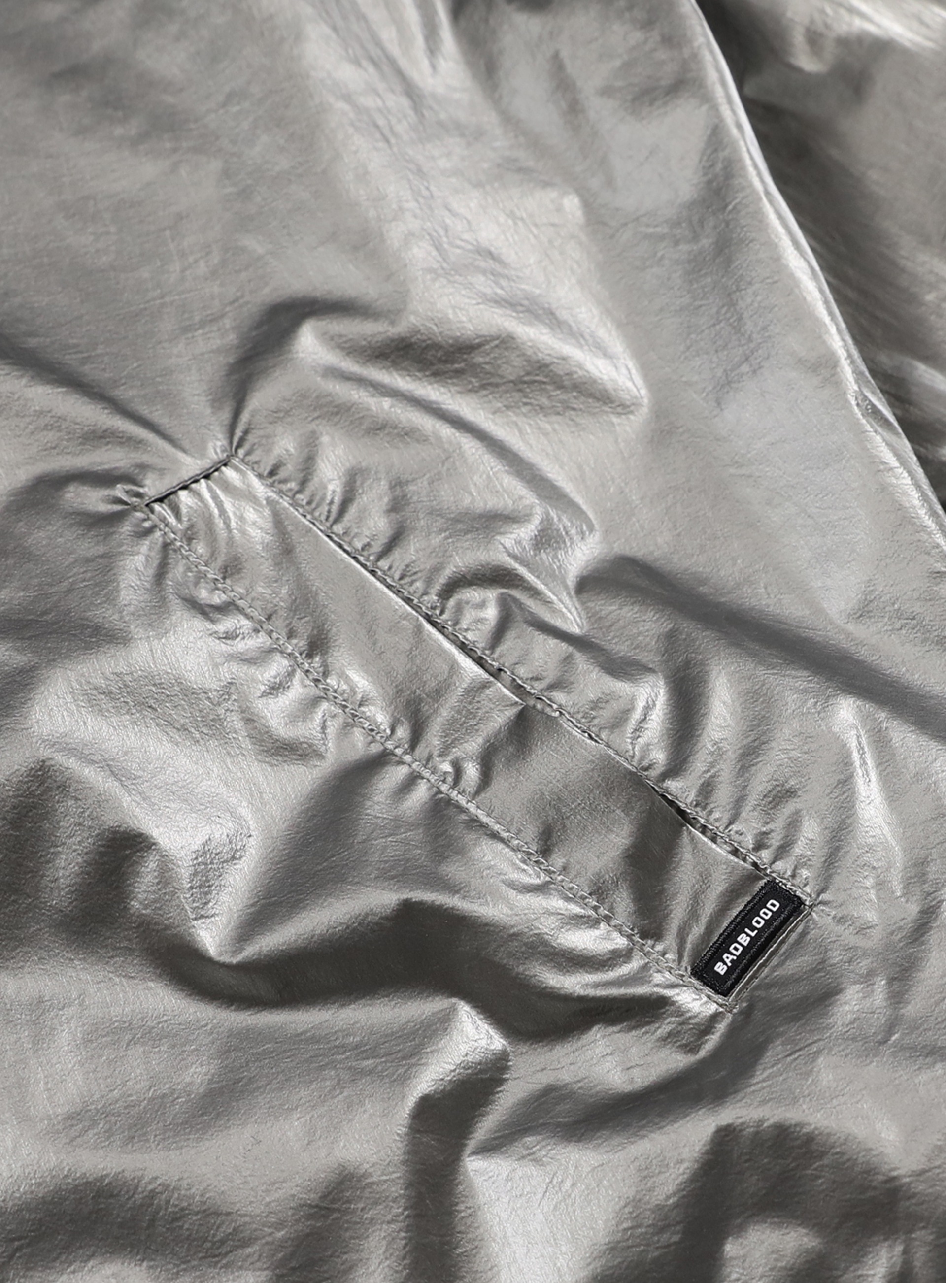 【BADBLOOD】 PRINT LOGO NYLON TRACK JACKET : KHAKI