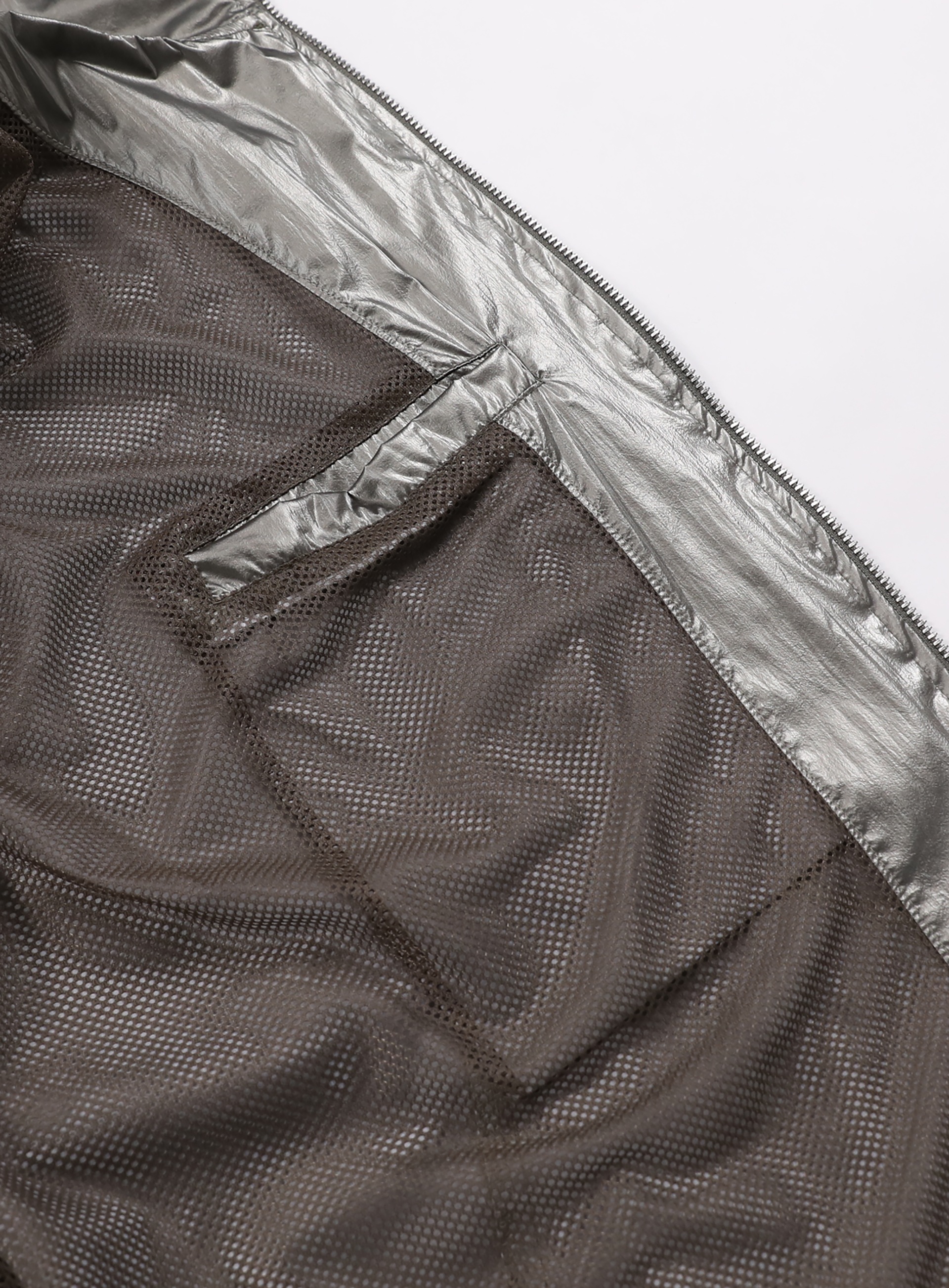 【BADBLOOD】 PRINT LOGO NYLON TRACK JACKET : KHAKI