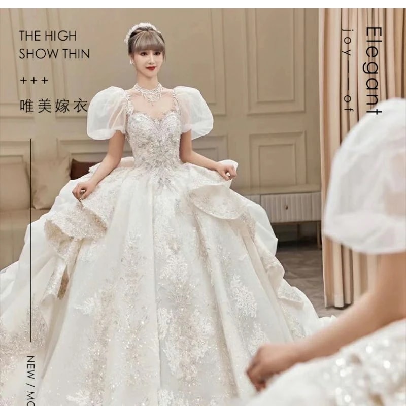 パフスリーブプチウェディングドレス2025 花嫁重工感ビッグテール2025 パフスリーブプチウェディングドレス2025 花嫁重工感ビッグテール2025