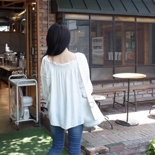 オフショルダー カットソー レディース トップス プルオーバー 丈長め 長袖 オフショルダー ストレート 刺繍 ふわふわ 綿 コットン かわいい 大人可愛い シンプル カジュアル おしゃれ 個性的