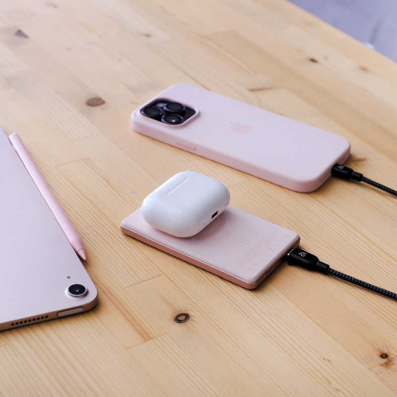 ADAMELEMENTS GRAVITY C5 Magsafe対応ワイヤレス充電 5000mAh 超薄型 モバイルバッテリー ピンク APBADGVC5PK ADAMELEMENTS GRAVITY C5 Magsafe対応ワイヤレス充電 5000mAh 超薄型 モバイルバッテリー ピンク APBADGVC5PK